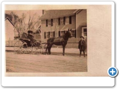 White House - Main Street - Am unidentified woman in a buggy - 1910